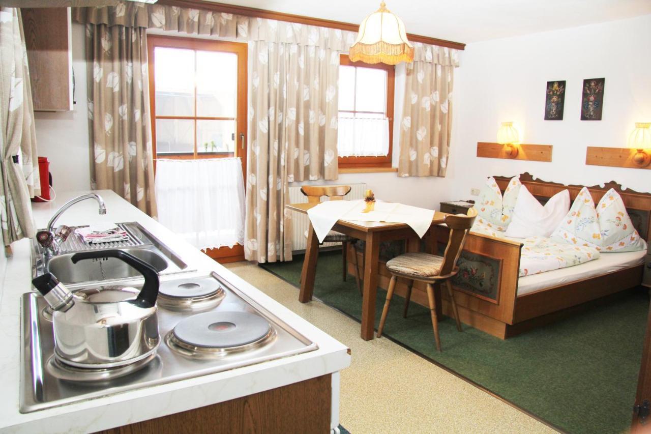 Bauernhof Fuchsmoos Apartman Uttendorf Szoba fotó